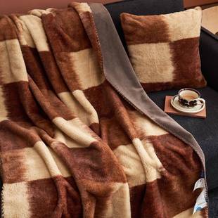 高加克重兔毛绒毛毯沙盖发毯披肩毯加绒厚牛印花奶绒毯宿舍IVE空