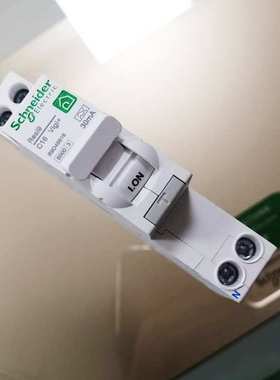 R9断路器 DPNN Vigi+10A-32A空气开关带漏电保护18mm占一位