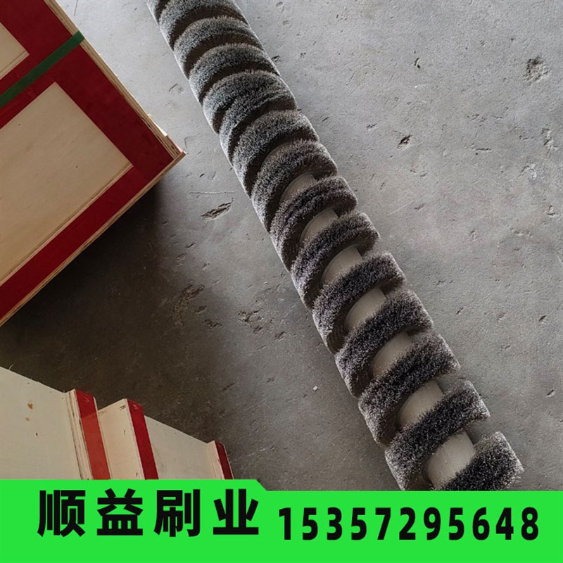 钢丝刷辊除锈打磨拉丝304不锈钢丝工业毛刷辊滚筒刷辊扫地缠绕式