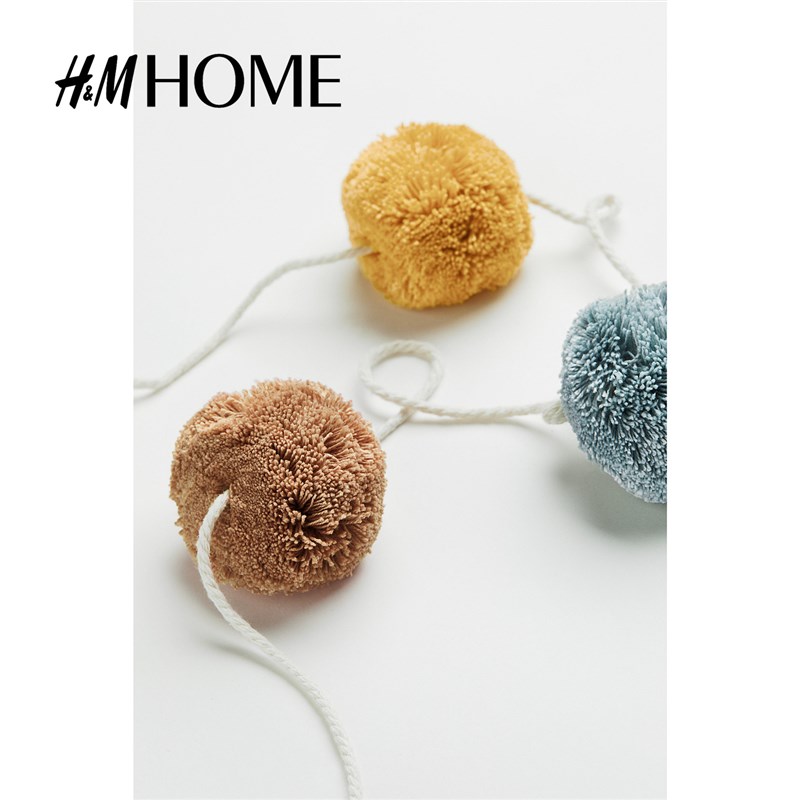 HMHOME家居用品创意绒球彩旗家具摆件彩色节日装饰V1077505