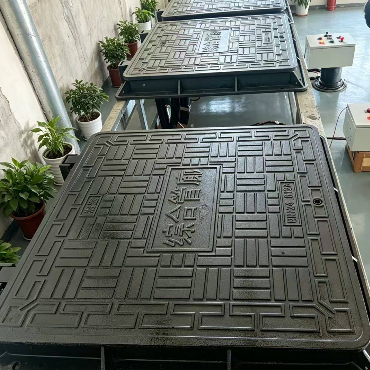 综合管廊防火盖板智能液压遥控远程控制液压井盖管廊液压遥控井盖