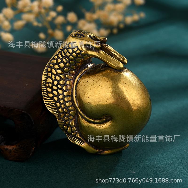 纯旧黄铜做精室致铜GNJ蜗牛小摆件饰办公桌面蜗牛茶宠摆件装手把