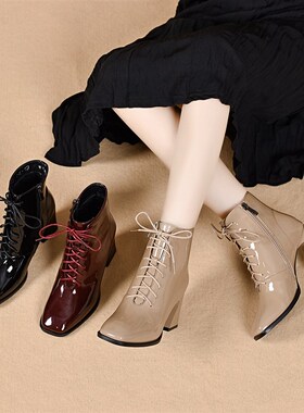 系带方头粗跟英伦风马丁靴秋冬新款漆皮高跟加绒短靴23021