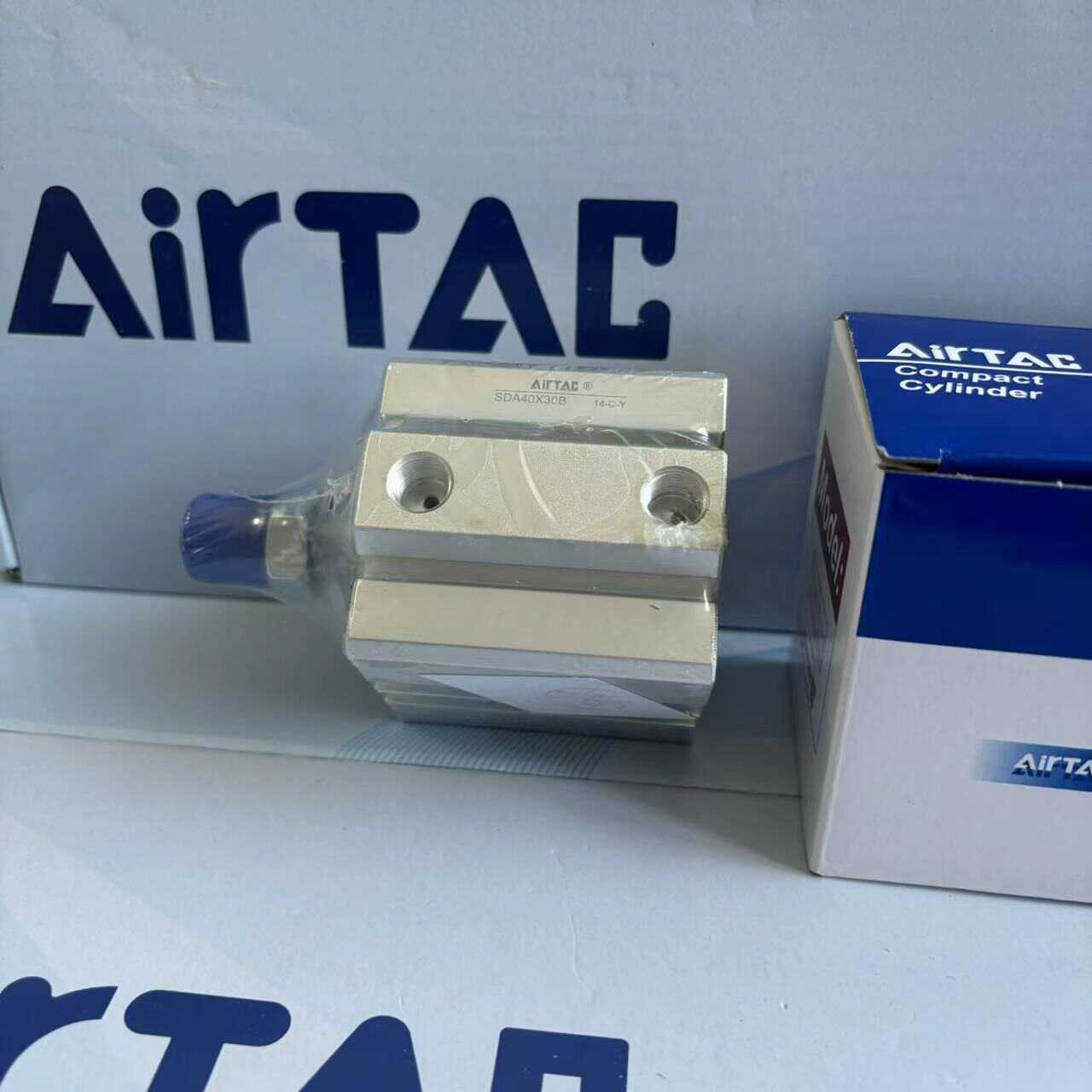 AirTAC亚德客气动薄型气缸SDA40X30B