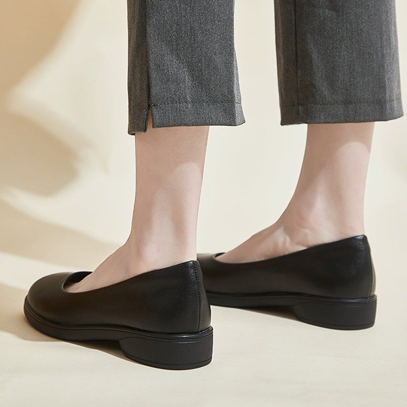 圆头低跟3cm女黑色皮鞋浅口厚底单鞋女妈妈鞋软底上班平底工作鞋,女鞋,浅口单鞋,淘宝优惠券,粉丝福利购,淘宝优惠卷