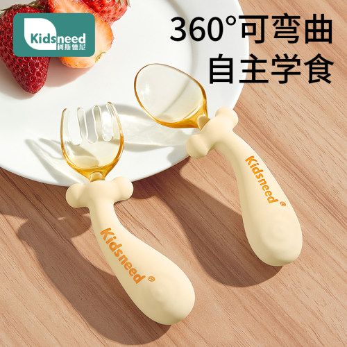 宝宝勺子自主进食学吃饭训练婴儿辅食勺硅胶勺子一岁以上儿童餐具