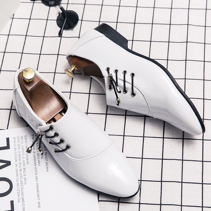 英伦尖头皮鞋影楼拍照白色男鞋休闲鞋男青年亮面韩版潮流发型师鞋