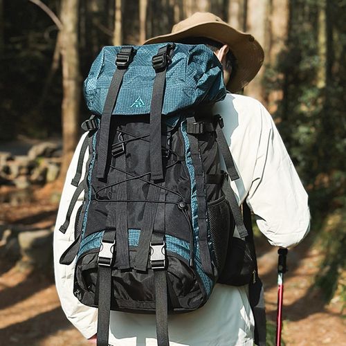 户外徒步登山包男女旅游旅行包防水双肩包70L大容量专业露营背包