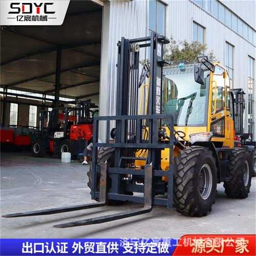 四驱越野叉车柴油液压搬运车2吨3.5吨4吨多功能内燃越野叉车