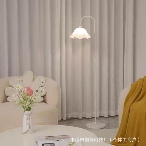 奶油边风花瓣落地沙灯围客厅发旁卧室床头网289红氛灯书房立式落