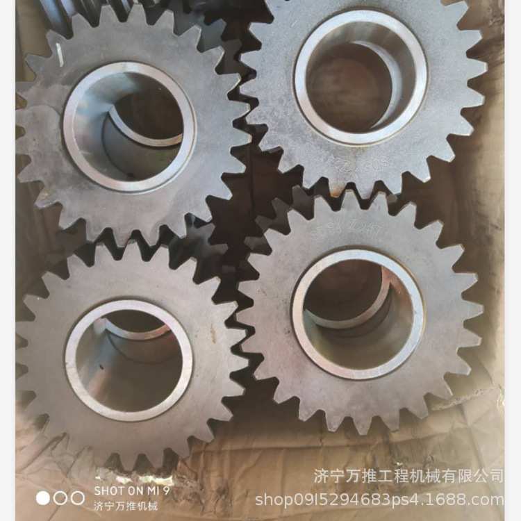 山推装载机 SL50W-5太阳轮 461-18-00016