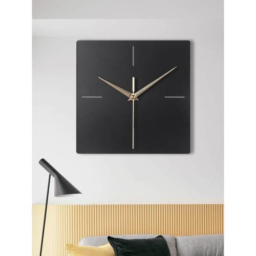 简约扫秒现代客厅正方形黑色挂钟支架台面金属时钟小户型玄关钟表