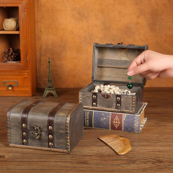 复古木质收纳箱带锁密码家用老式首饰盒拍摄道具摆件大号储物箱子