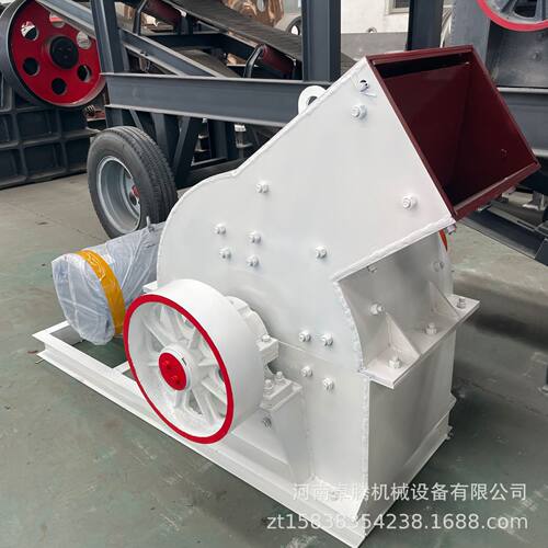 小型锤式破碎机全自动锤式碎石机再生骨料石英砂锤式制砂机型号全
