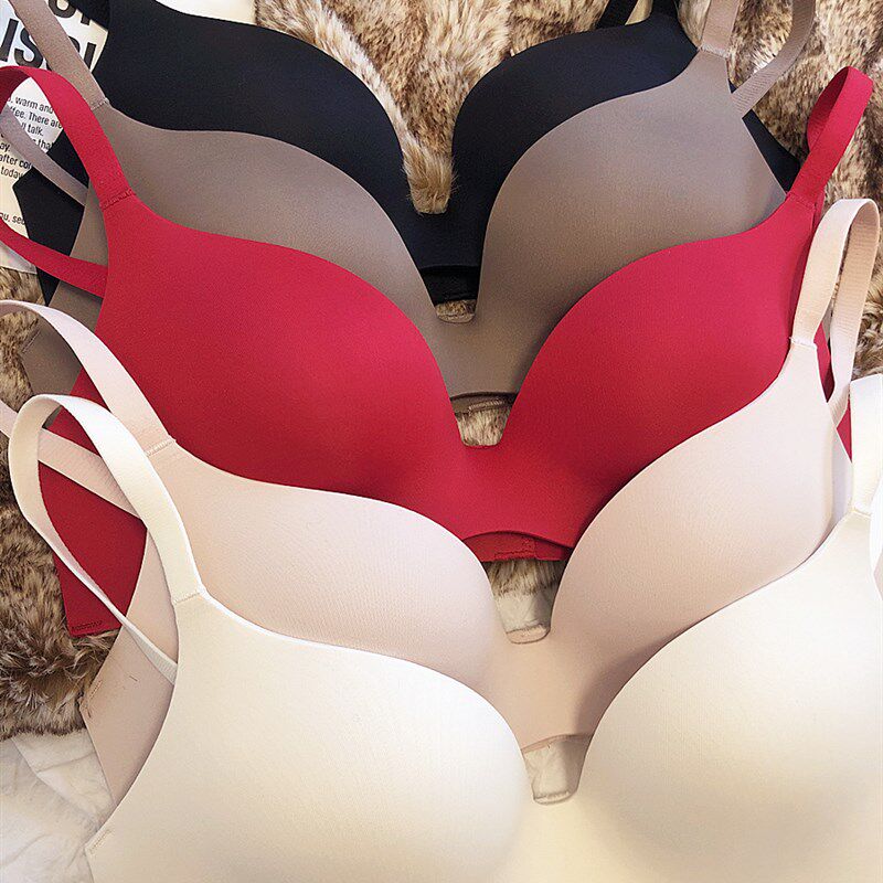 经典回归无钢圈无痕薄款聚拢小胸显大防下垂收副乳内衣女文胸