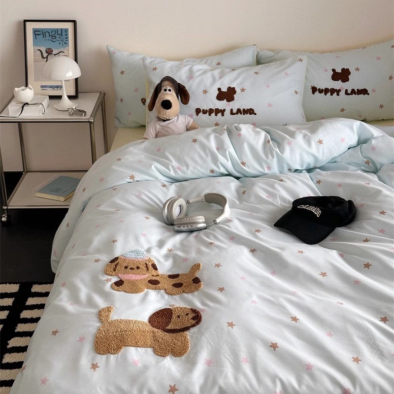 美拉德毛巾绣花可爱卡通狗狗四件套 纯色水洗棉柔软加厚磨毛被套