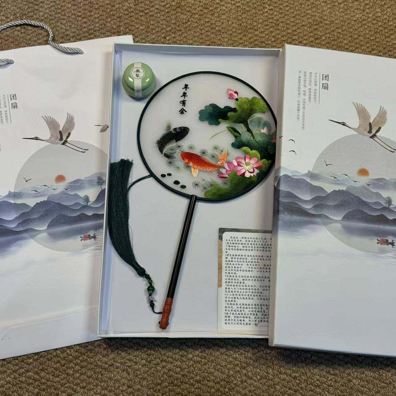 熏苏面绣纯手工双绣花复古团扇古风香款TS0189国长柄扇子风工艺扇,居家布艺,海绵垫/布料/面料/手工diy,淘宝优惠券,粉丝福利购,淘宝优惠卷