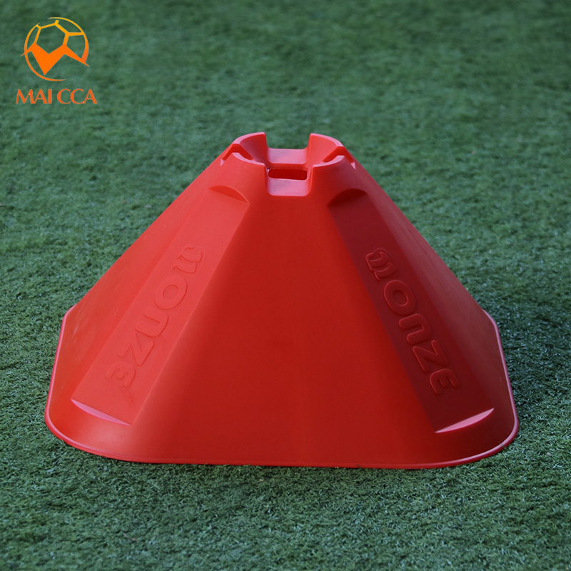 麦卡标志碟大号标志碟花孔标志碟障碍物标志桶标志杆足球训练器材