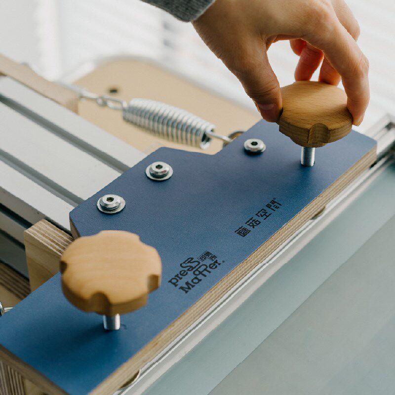 蘑菇空间X印物所小型丝印机实木手工丝网印台铝框网版定制DIY套装