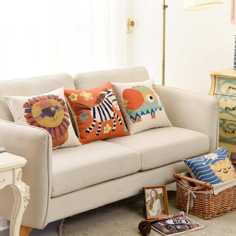 卡通抱枕沙发靠垫办公室靠枕靠背汽车护腰靠垫抱枕套芯腰枕垫