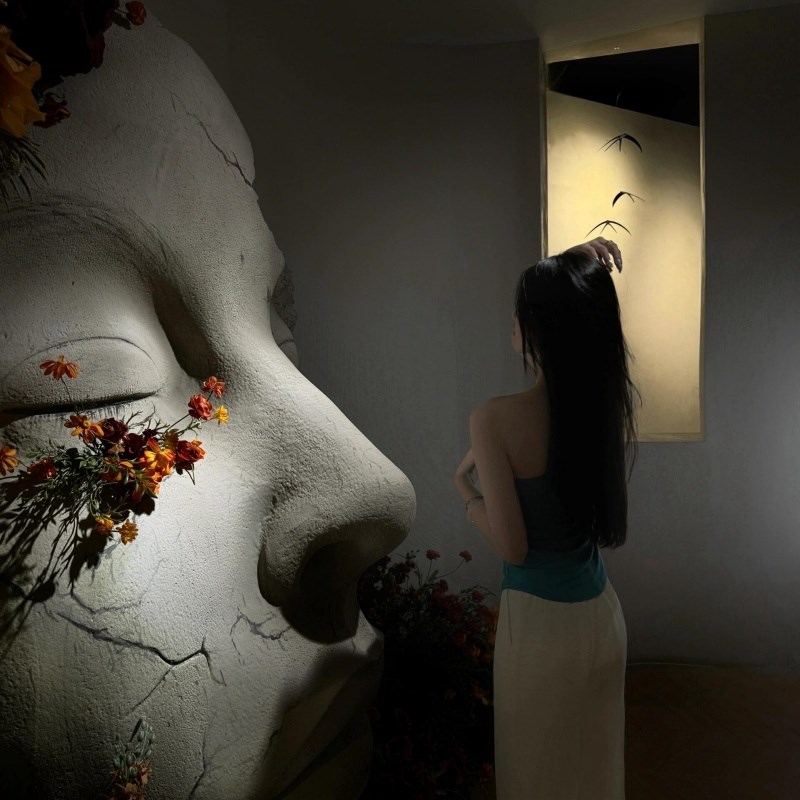 泡沫雕塑定制人脸玻璃钢美陈雕塑商场酒店餐厅装饰品摆件拍照道具