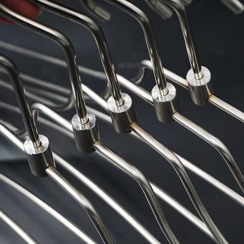 宽肩衣架无痕不起包家用衣撑子实心不锈I钢可旋转晾衣服架子晒衣