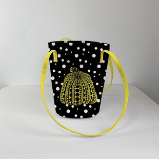 新款艺术家草间弥生波点南瓜日系单肩圆底水桶包包环保布袋怪婆婆