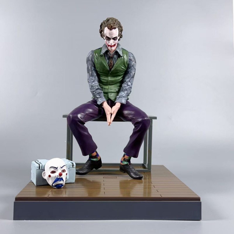 R3U小丑希斯莱杰坐姿公仔车载玩偶立体车尾车顶挂件汽车尾部车外