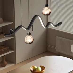 厅吊灯2桌025新款 灯具 现代餐简约23餐创意led护眼长条吧台意式