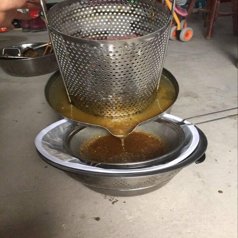 厂家直销不锈钢榨蜡机巢脾压蜜机网孔状轧蜡机养蜜蜂工具干净便捷