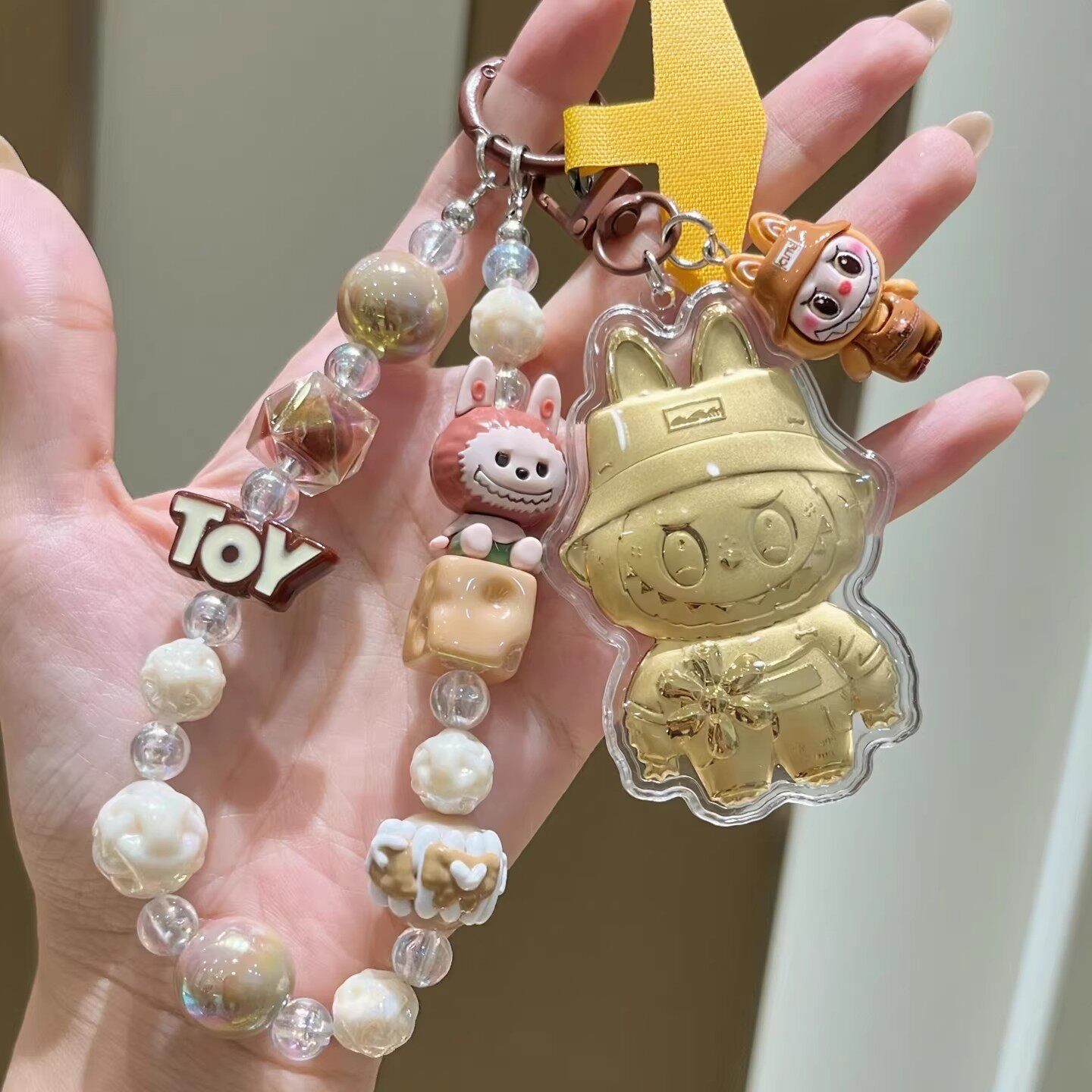 深圳水贝黄金999拉布布labubu手机包挂件卡通钥匙扣挂绳送闺蜜