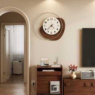 36N中古风挂钟客厅2024新款时钟挂墙欧式复古钟表简约轻奢感