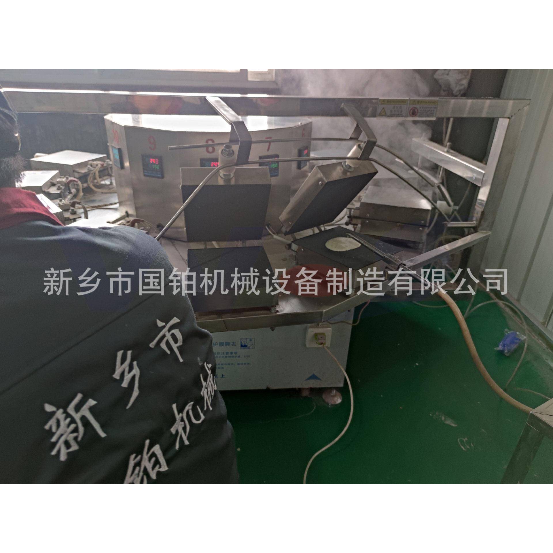 闽南糕点风吹饼机器自动旋转蛋卷机老式鸡蛋卷烤箱一人可操作