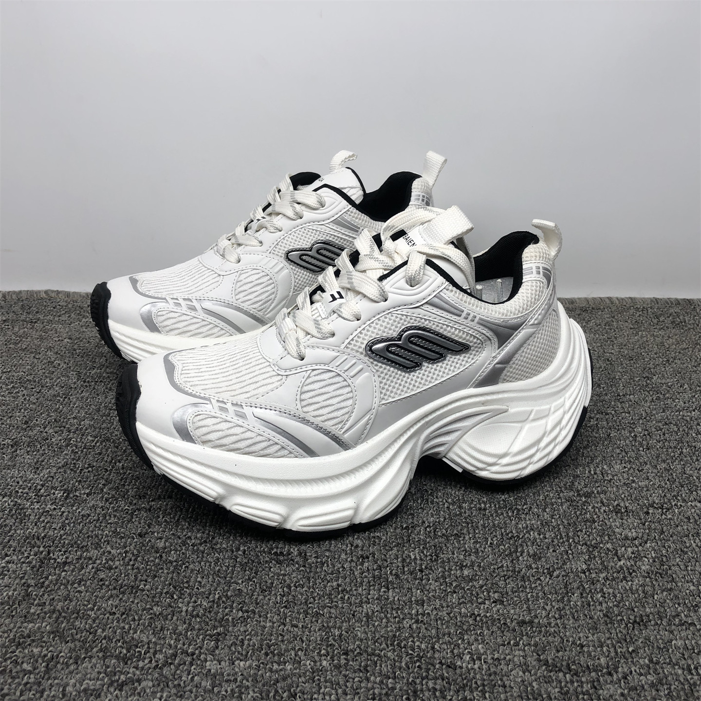 35码品牌广场老爹鞋女潮2025新款厚底增高拼色百搭运动休闲鞋特价,女鞋,老爹鞋,淘宝优惠券,粉丝福利购,淘宝优惠卷