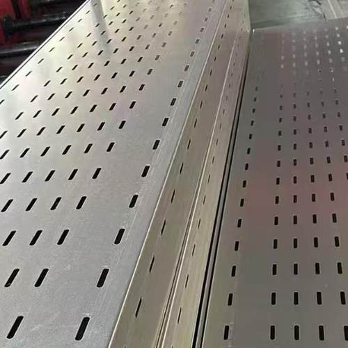 托打孔WBR桥架热盘镀锌电桥架线槽铝合金式桥架缆槽式梯托盘式桥