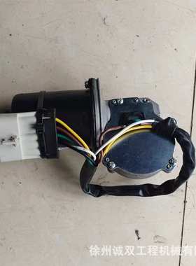 S750 S770 S550 S450滑移装载机雨刮电机 雨刮马达7168952