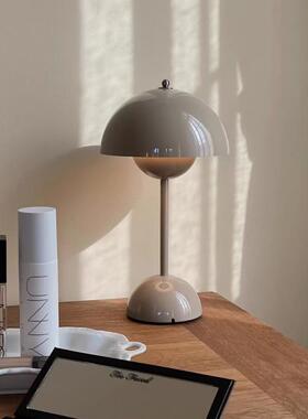 丹麦Traditino花苞台灯VP3灯北欧设计师卧室床头灯书房装饰氛围灯