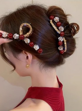 高级感安哥拉红珠珠玫瑰花抓夹后脑勺百搭盘发夹鲨鱼夹发饰女
