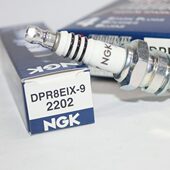 150藏獒DPR8EA NGK铱金DPR8EIX 9火花塞适用天剑王地平线CG125