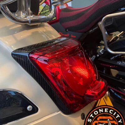 X-TOP 卡夢 vespa gts gtv 新款车 改装 碳纤维 原厂尾灯框 底座