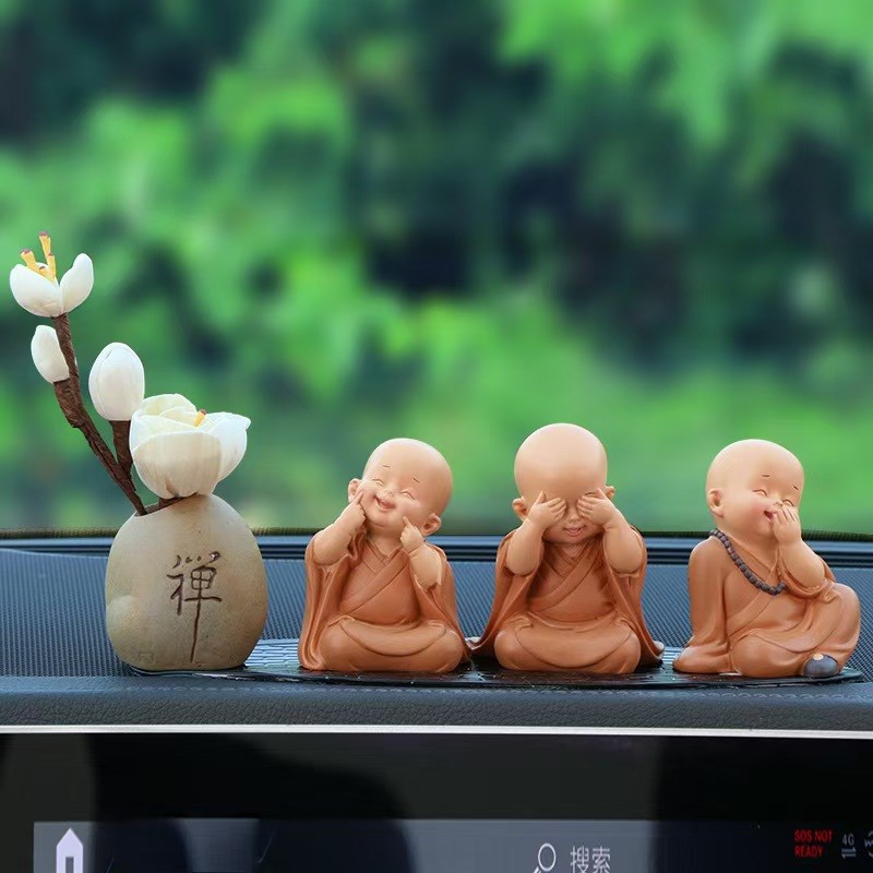 汽车摆件创意可爱小和尚车载中控台佛系沙弥禅P意车内装饰用品男
