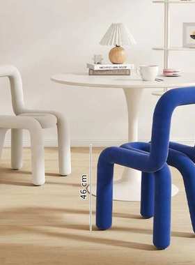 家用卧室化妆台靠背椅子创意Bold Chair凳子设计师创意休闲异形椅