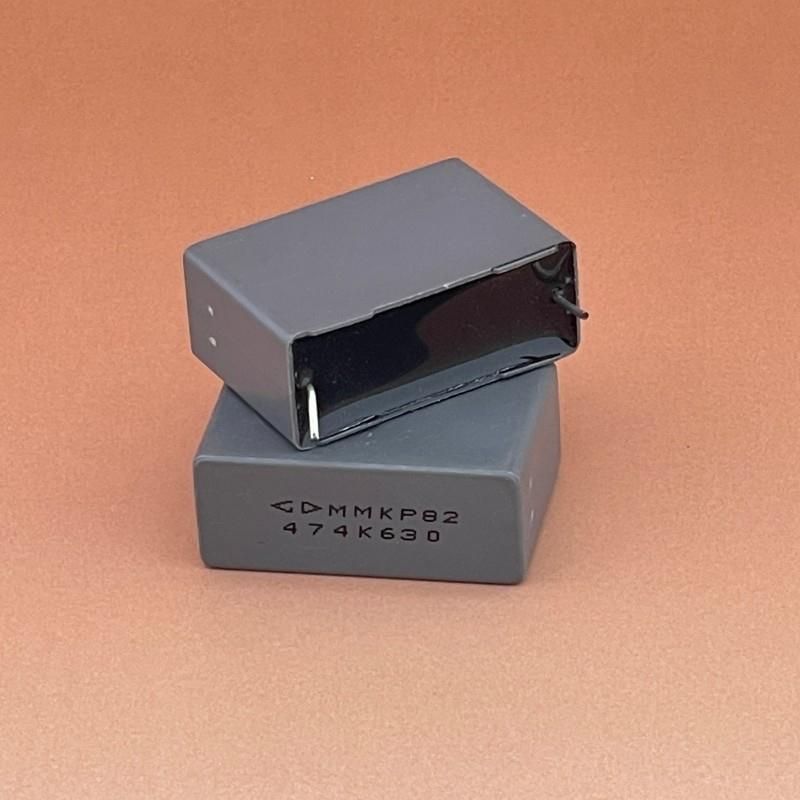 C822J47KB0C450薄膜电容器