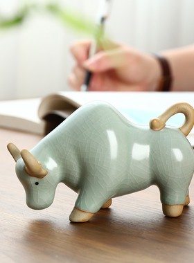 现代简约陶瓷摆件家居客厅酒柜书房办F公室桌面装饰品牛创意小摆