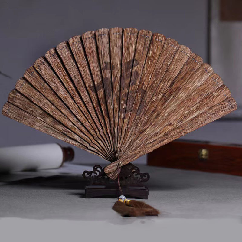 越南芽庄黑油老料沉香扇子家用精雕工艺品手持把件中国风折扇摆件