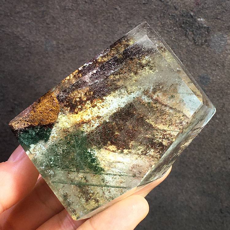 天然红绿幽灵原石四季彩幽灵原皮原矿随形柱异象水晶彩虹千层摆件