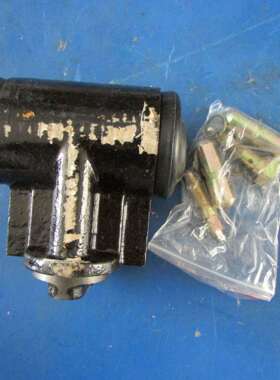 供应ZD130-20制动分泵(芜湖)徐工XP260压路机配件860148596