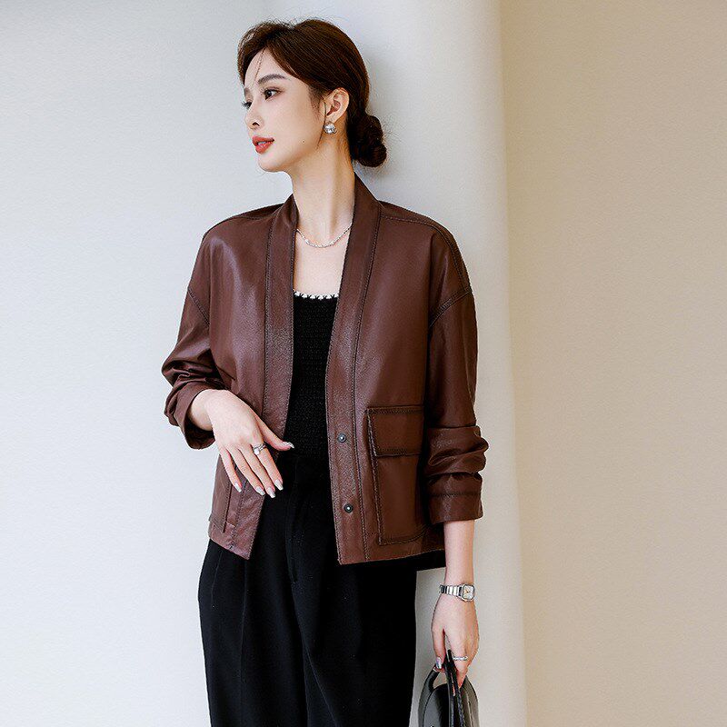 老钱风真皮植鞣绵羊皮 2025新款春秋季短款V领休闲宽松皮衣外套女
