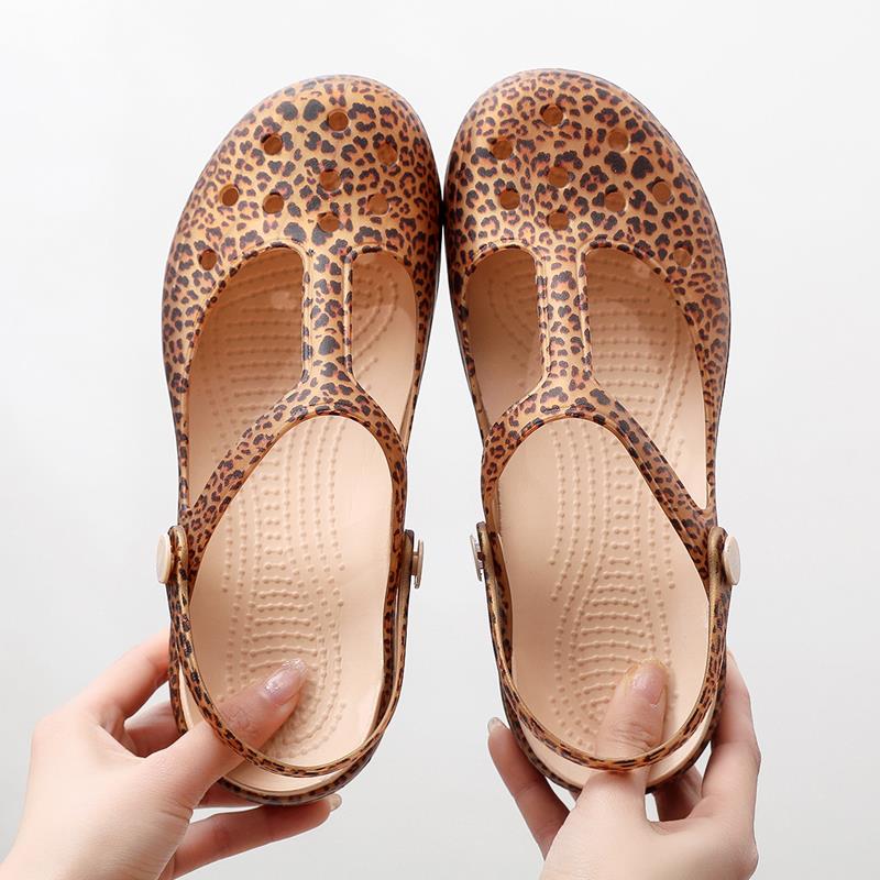 女士沙滩洞洞鞋女款夏季外穿2025新款防滑豹纹包头鞋拖鞋0319b