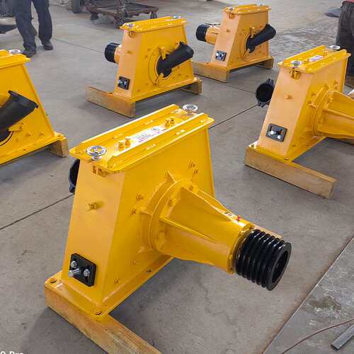 YP350单片叶轮抛丸器总成，Q034抛丸器护罩抛头总成厂家供应